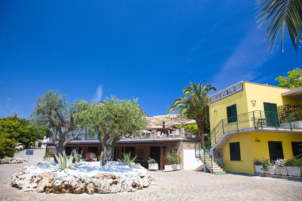 Hotel Le Cave Sirolo Exterior photo